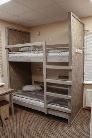 Хостелы Hostel Hanza Валмиера Кровать в общем номере с 4 кроватями-6